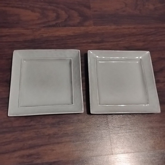 Set Of 2‎ Pier 1 Imports Martillo Fog  Square 7 3/4" Square Plates Plate Grey - Picture 1 of 7